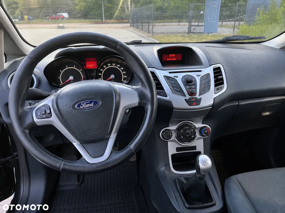 Ford Fiesta 1.4 Trend - 7