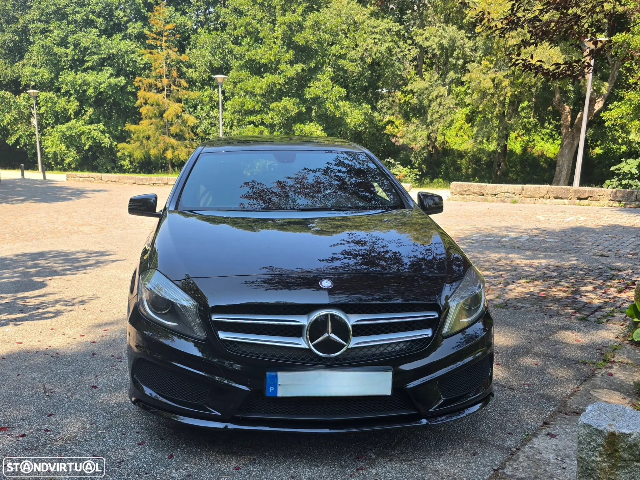Mercedes-Benz A 180 d 7G-DCT AMG Line - 2