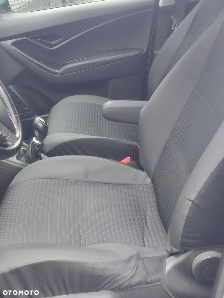 Hyundai ix20 1.4 Comfort - 17