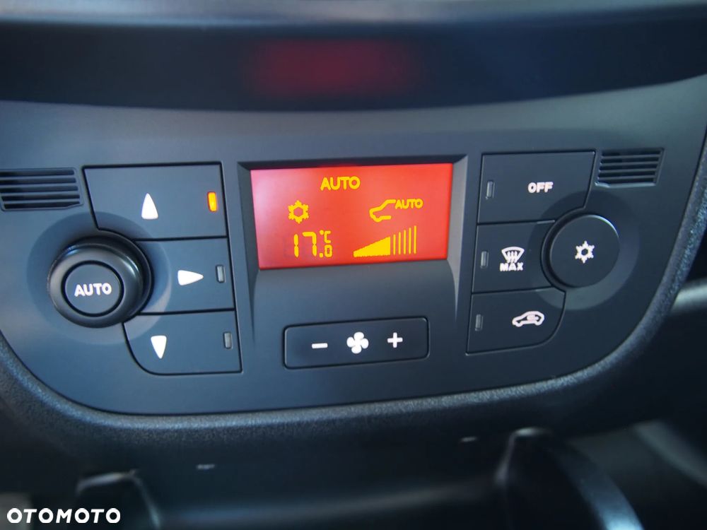 Opel COMBO - 10