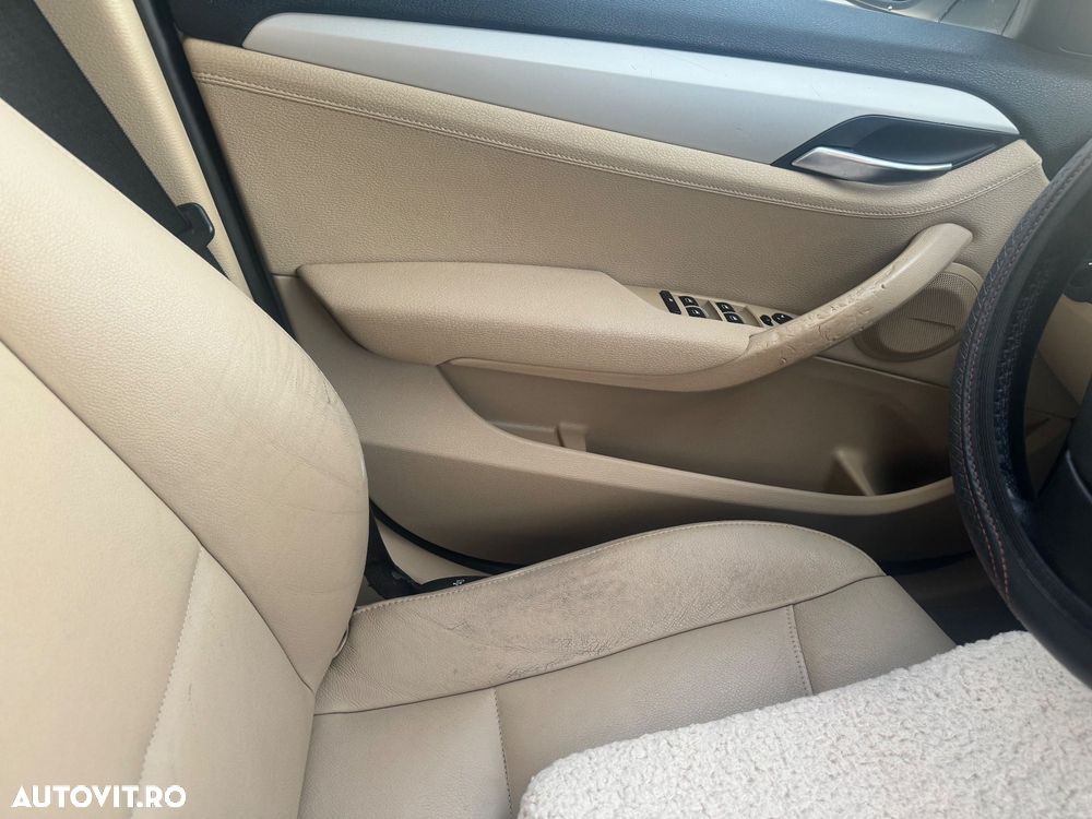 BMW X1 xDrive18d - 21