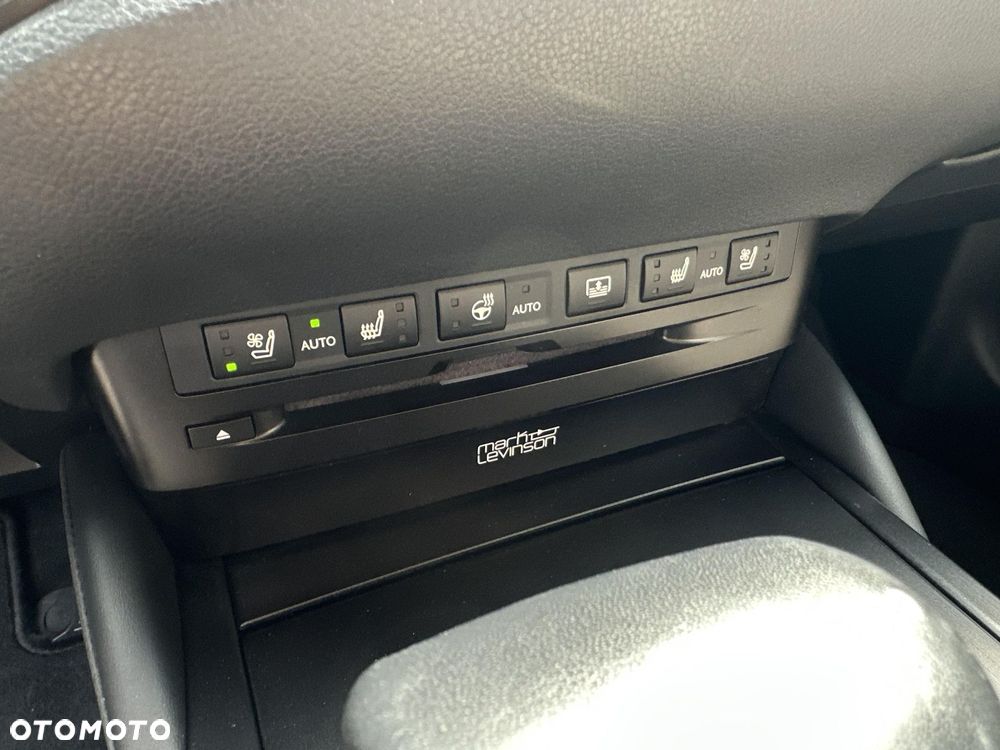 Lexus ES 300h Prestige - 16