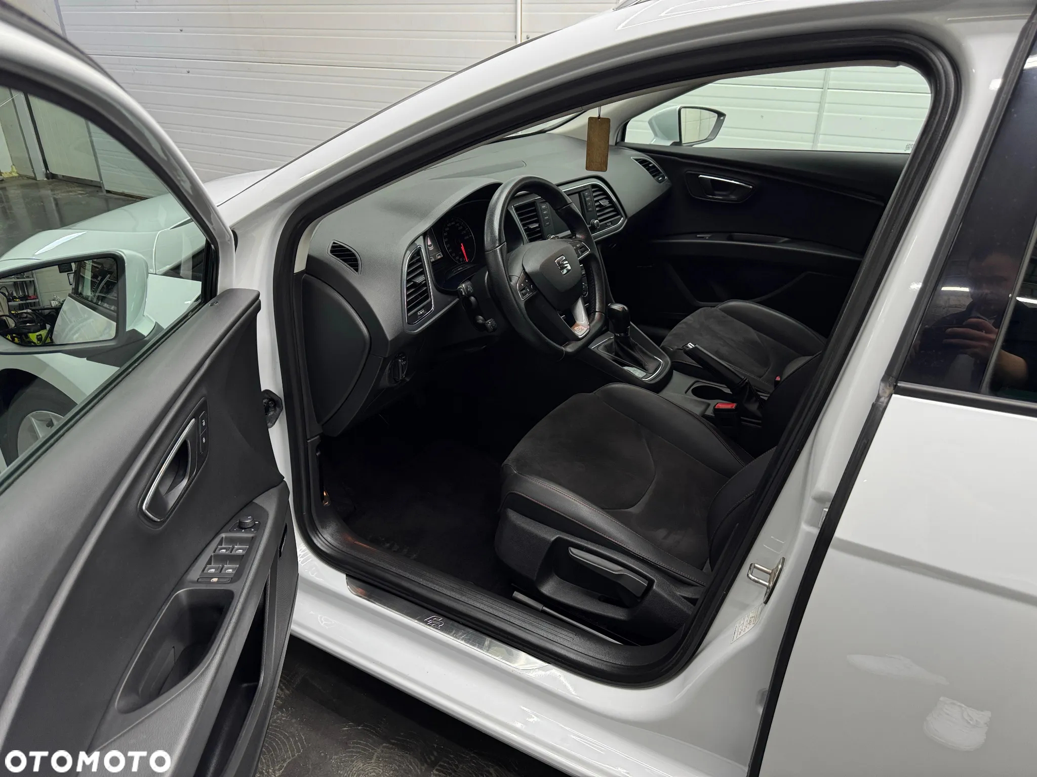 Seat Leon ST 1.8 TSI Start&Stop DSG FR - 16