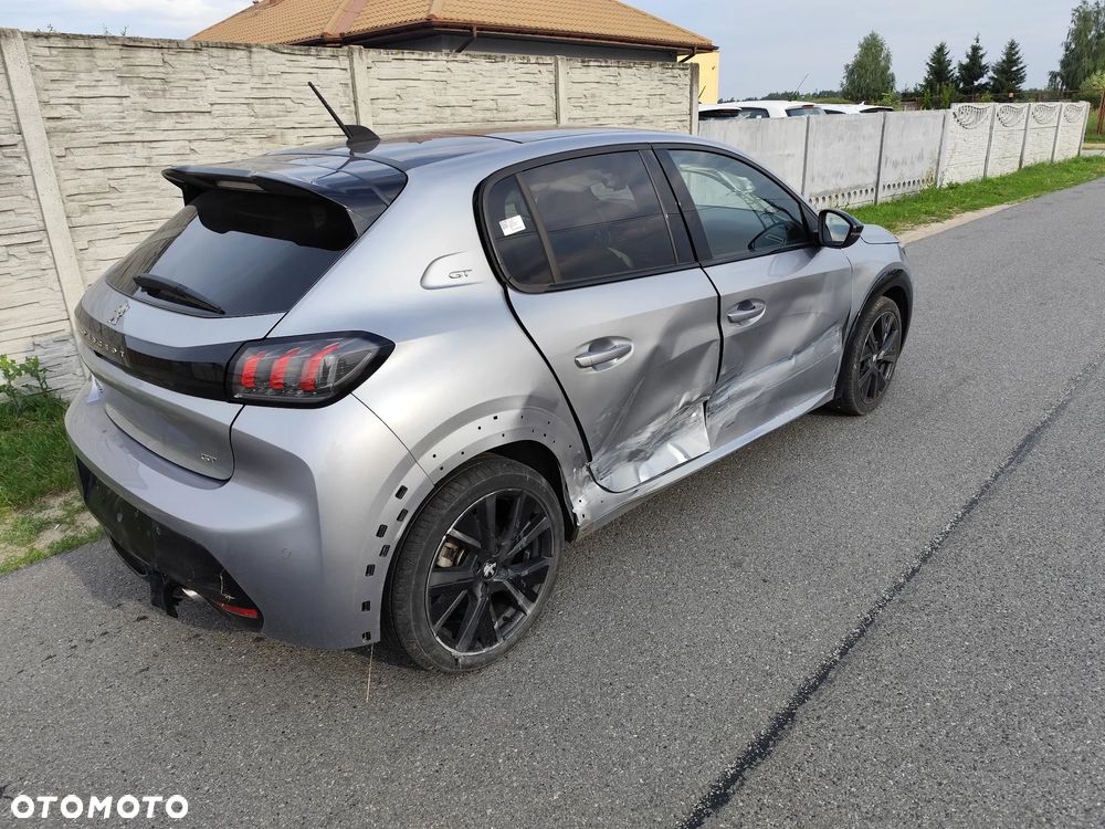 Peugeot 208 PureTech 130 EAT8 GT - 14