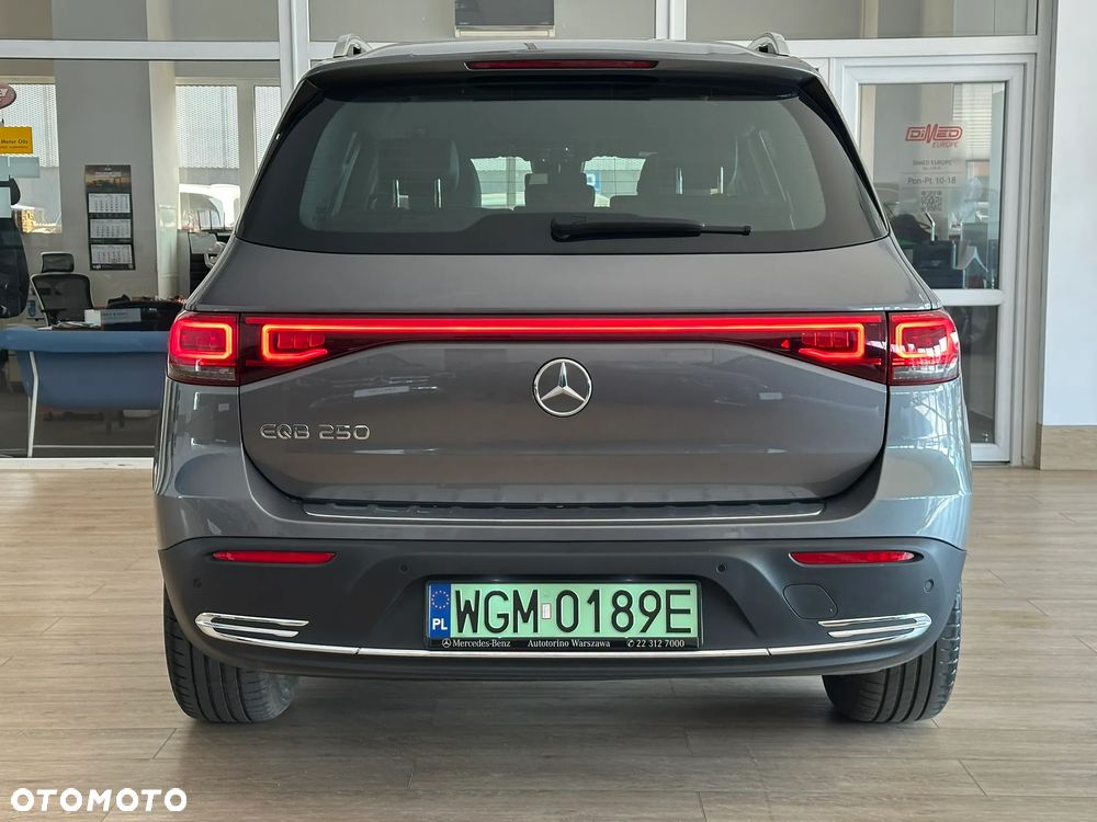 Mercedes-Benz EQB 250 66.5kWh Progressive - 38