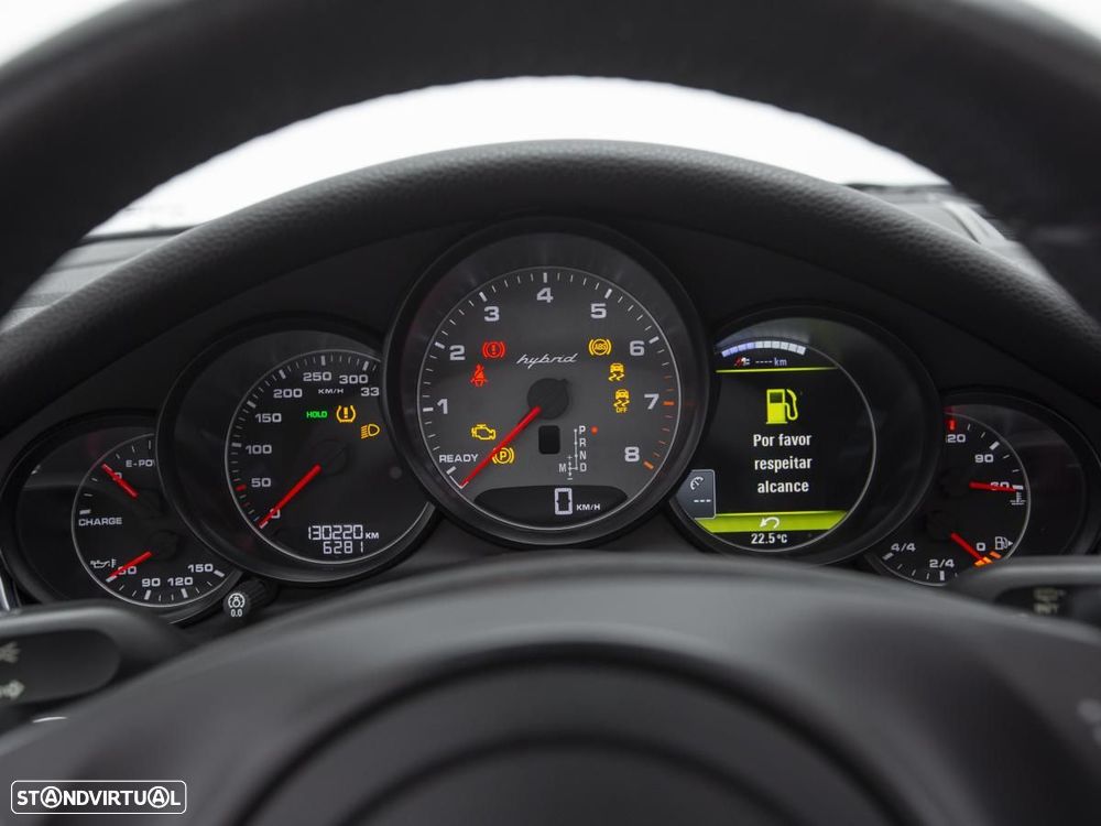 Porsche Panamera S Hybrid — fotografia 19