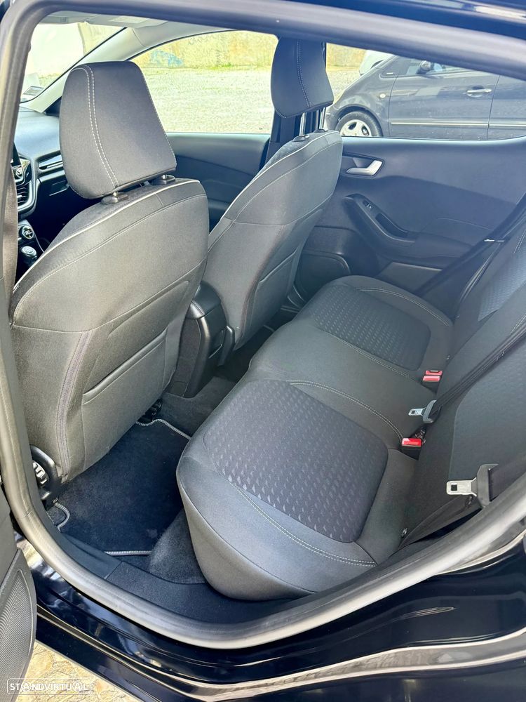Ford Fiesta 1.0 EcoBoost ST-Line - 10