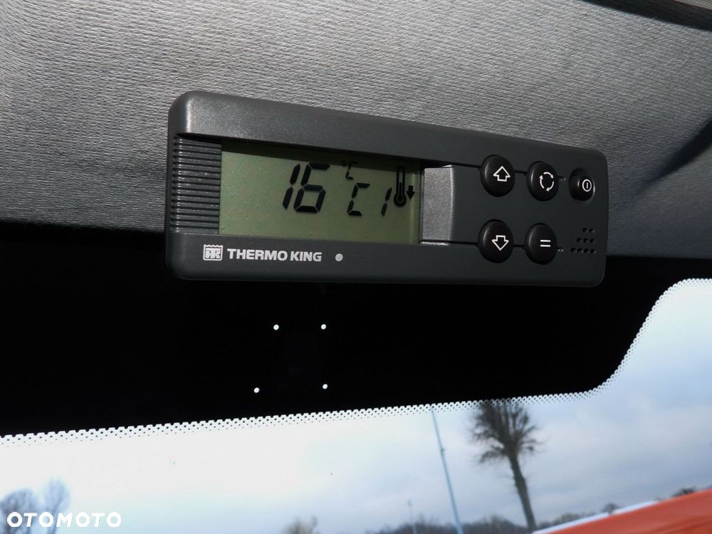 Iveco DAILY 35S14 FURGON CHŁODNIA  0*C ZASILANIE 230V NAWIGACJA AUTOMAT  KLIMATYZACJA  140KM - 39