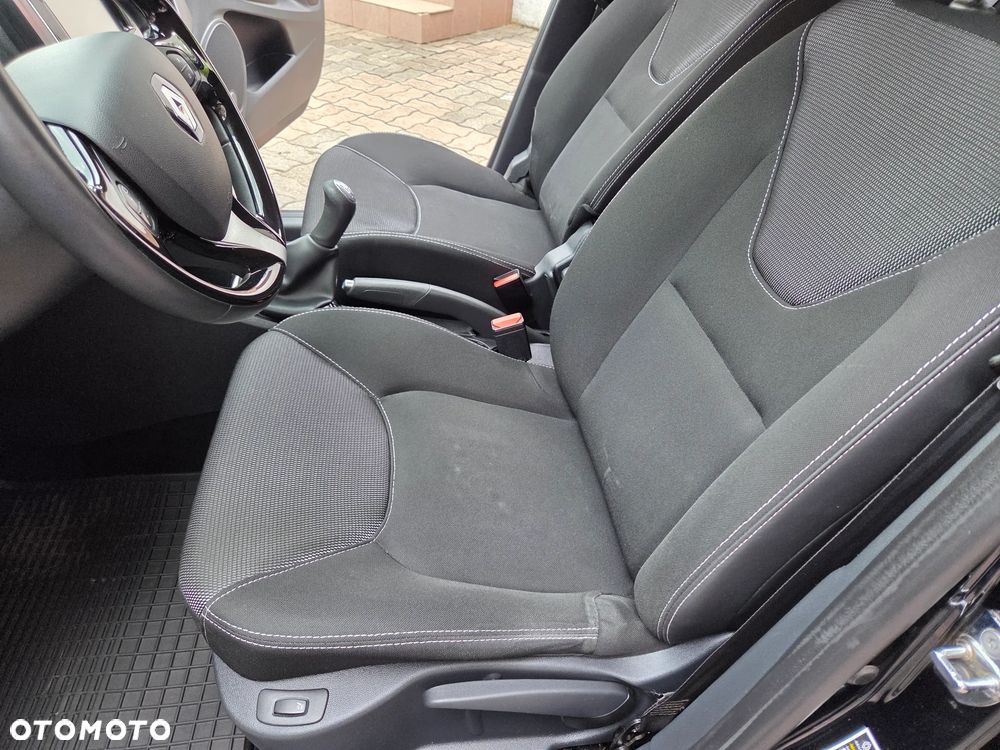 Renault Clio - 11