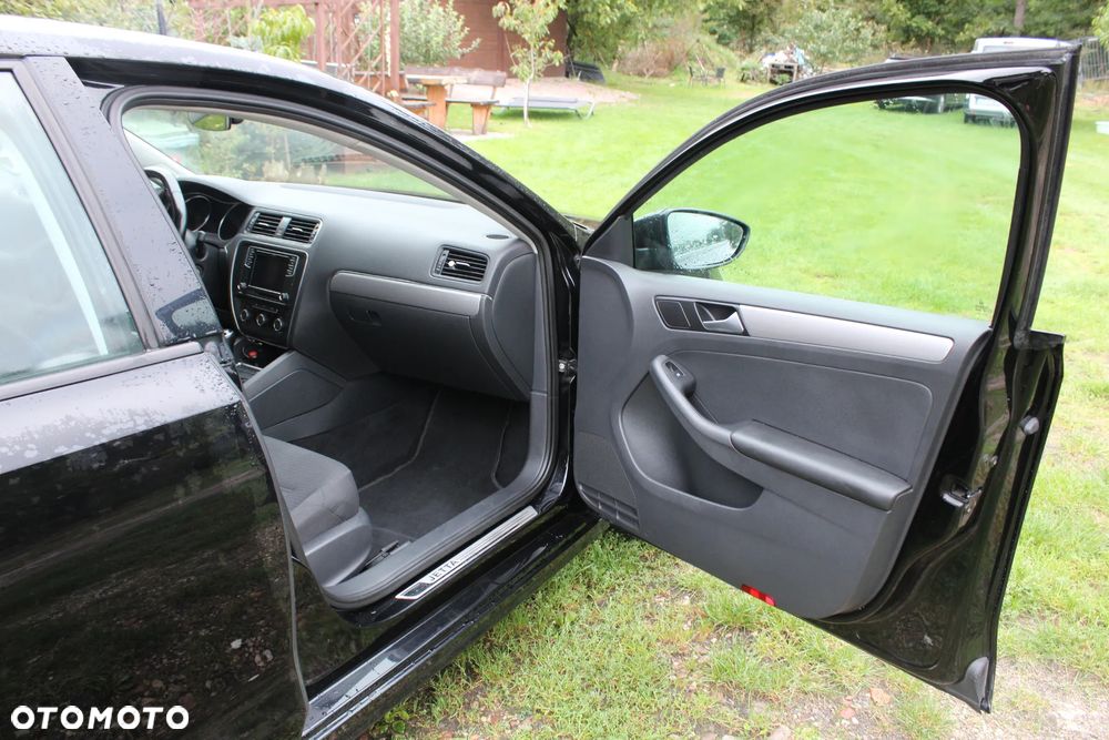 Volkswagen Jetta 2.0 TDI DPF BMT Highline - 10