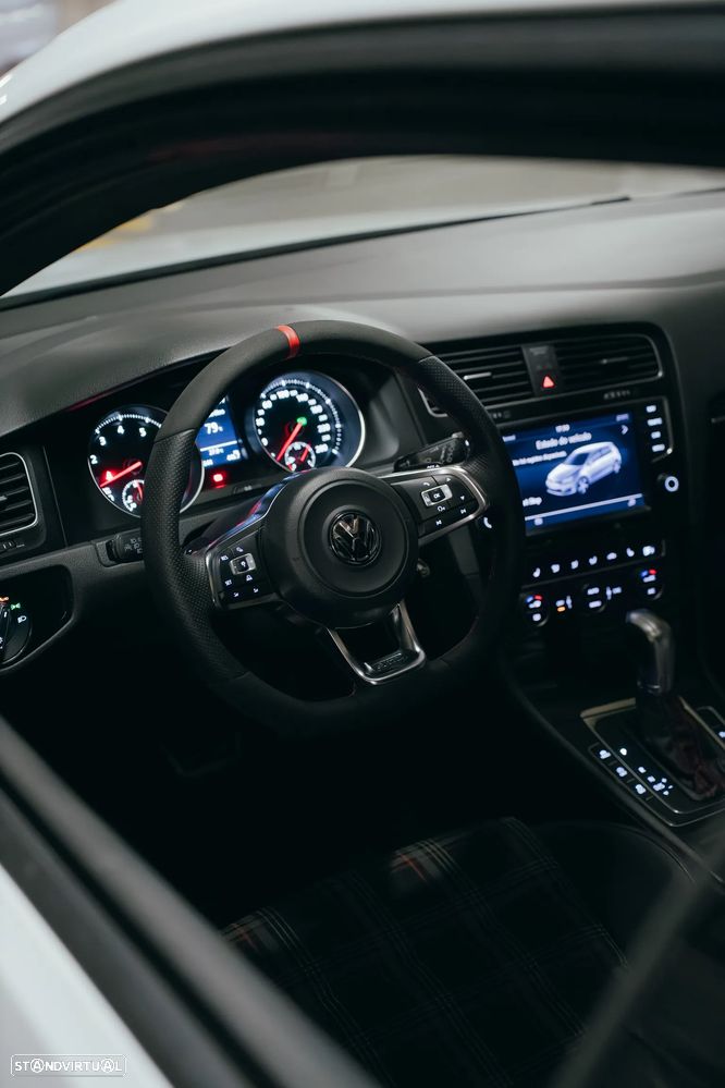 VW Golf 2.0 TSi GTi DSG Performance - 12