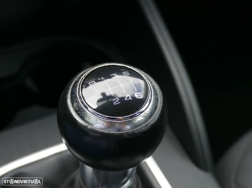 Audi A3 Sportback 2.0 TDI Advance - 22