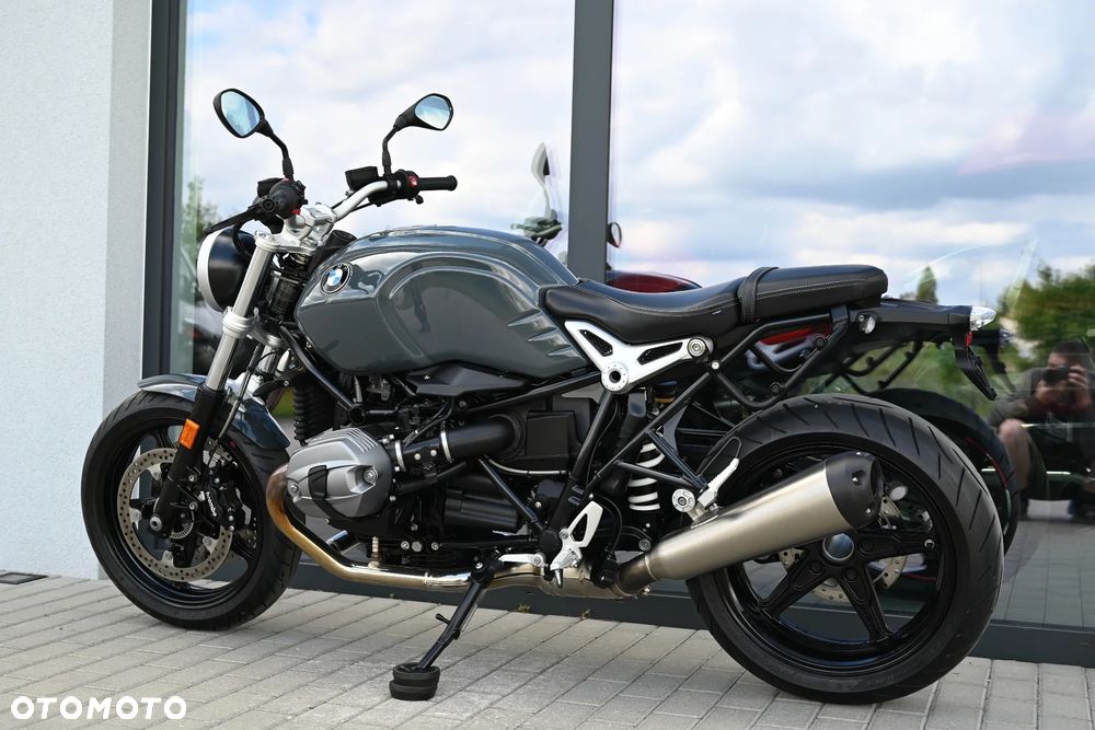 BMW R - 40