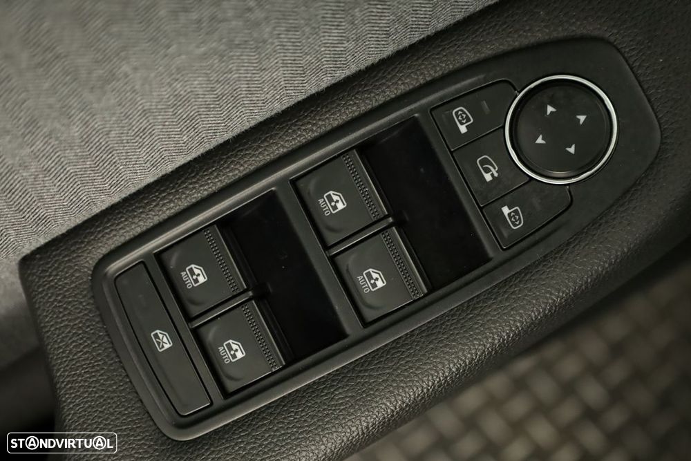 Renault Clio 1.0 TCe Techno Bi-Fuel - 20