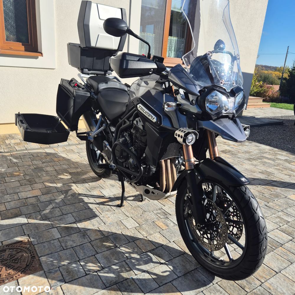 Triumph Tiger - 2