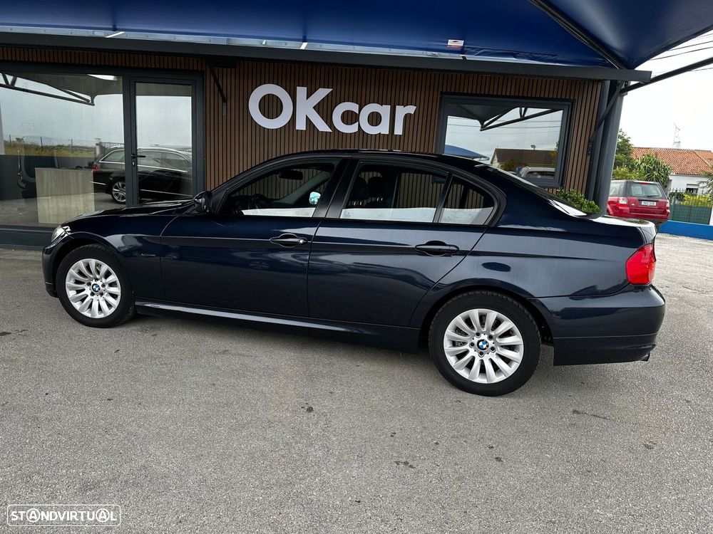 BMW 318 d Dynamic - 13