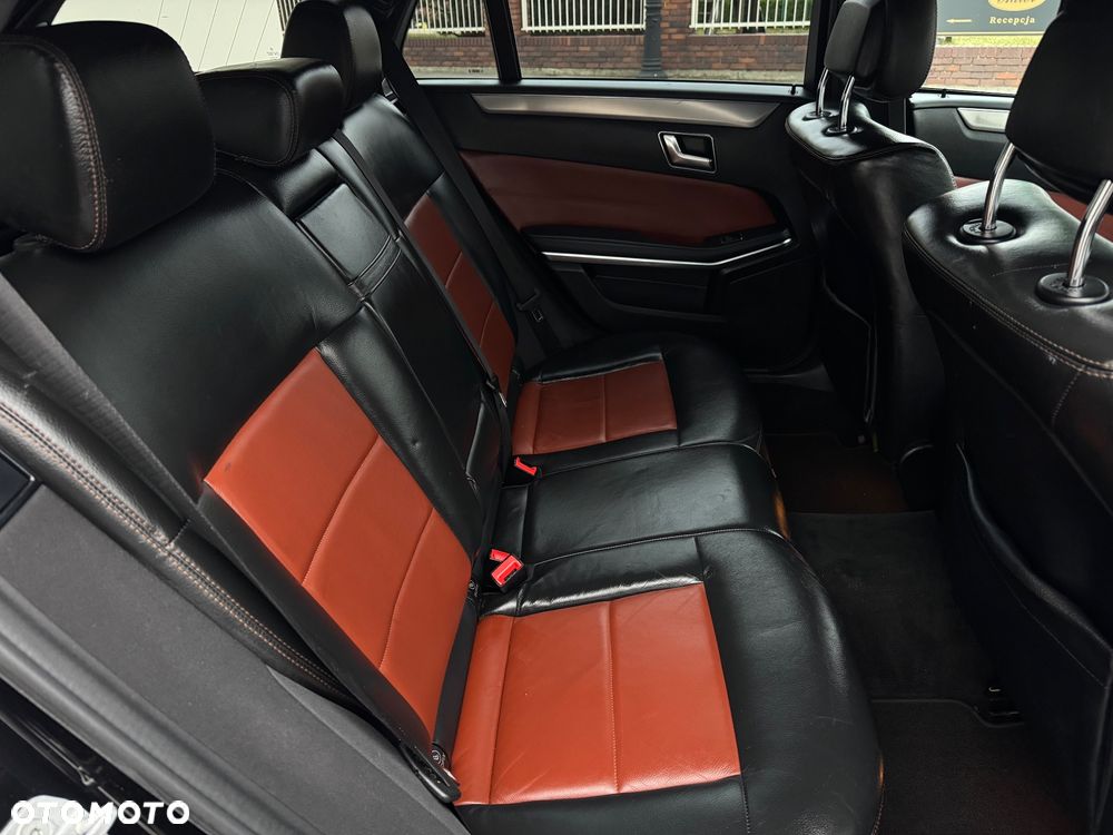 Mercedes-Benz Klasa E 220 CDI 7G-TRONIC Avantgarde - 21