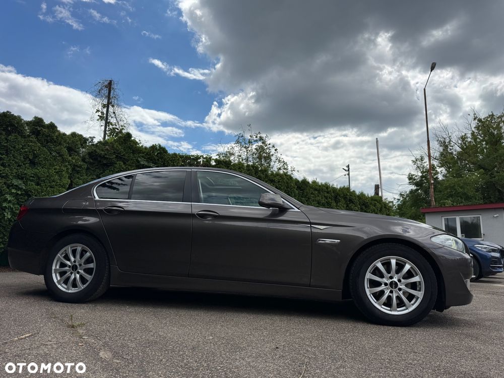 BMW Seria 5 520d Edition Fleet Sport - 10