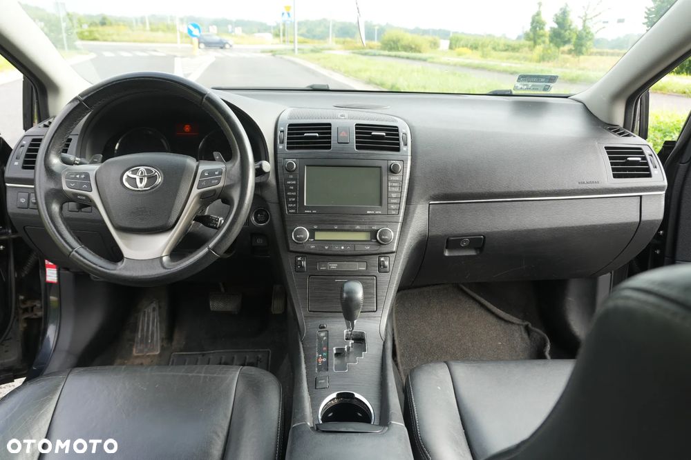 Toyota Avensis 2.0 Prestige MS - 13
