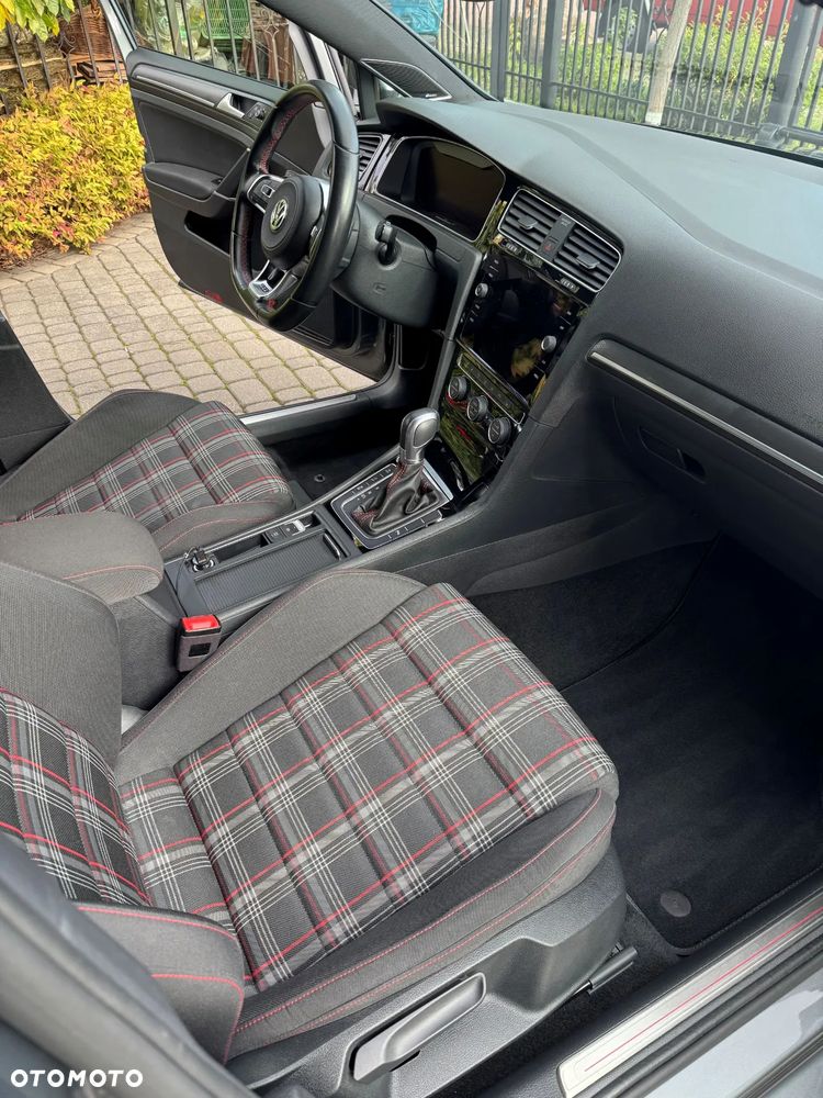 Volkswagen Golf VII 2.0 TSI BMT GTI Performance DSG - 9