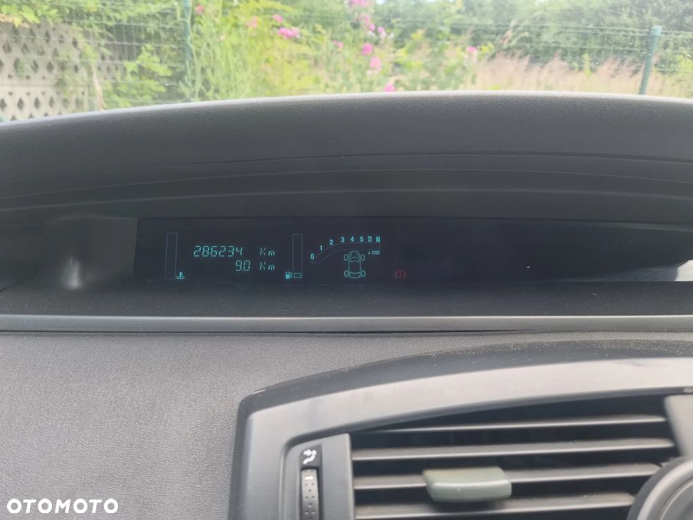 Renault Scenic 1.6 Confort Authentique - 5