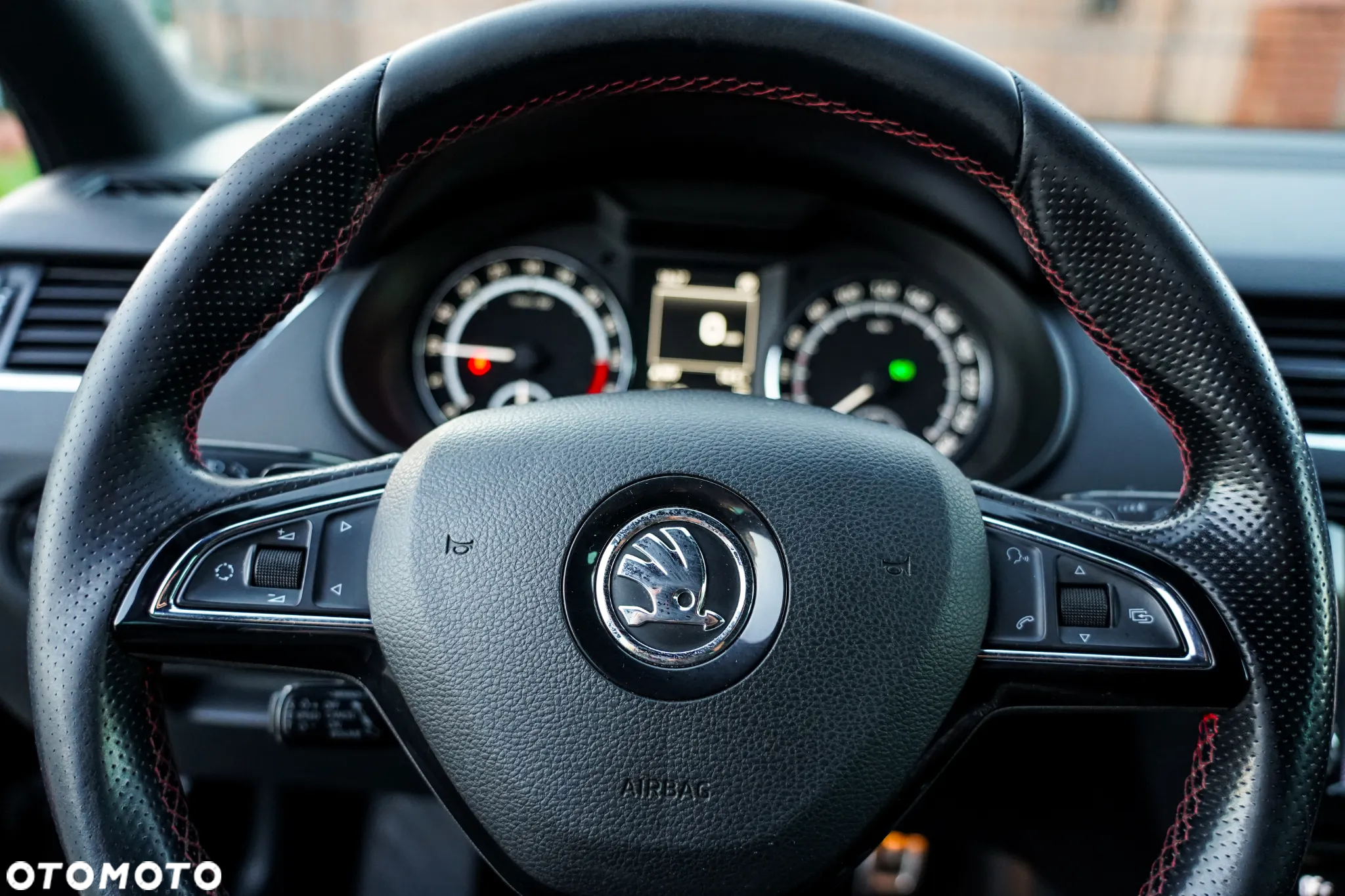 Skoda Octavia 2.0 TDI RS DSG - 34
