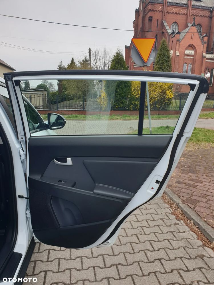 Kia Sportage 1.6 GDI Business Line L 2WD - 35