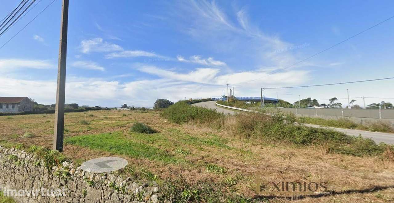 Terreno com uma área total de 8853 m2, em Terroso, Póvoa de Varzim. - Grande imagem: 2/4