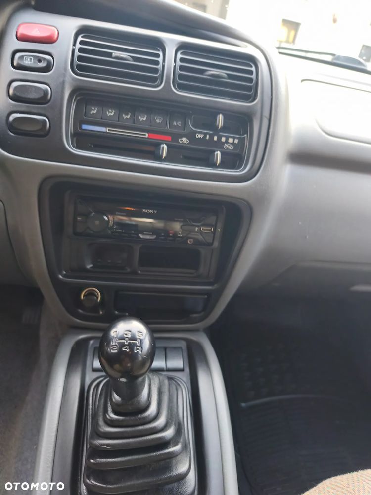 Suzuki Grand Vitara - 16