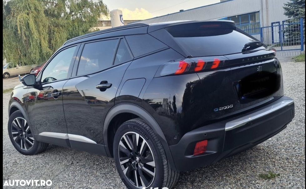 Peugeot 2008 e-2008 GT Line - 4