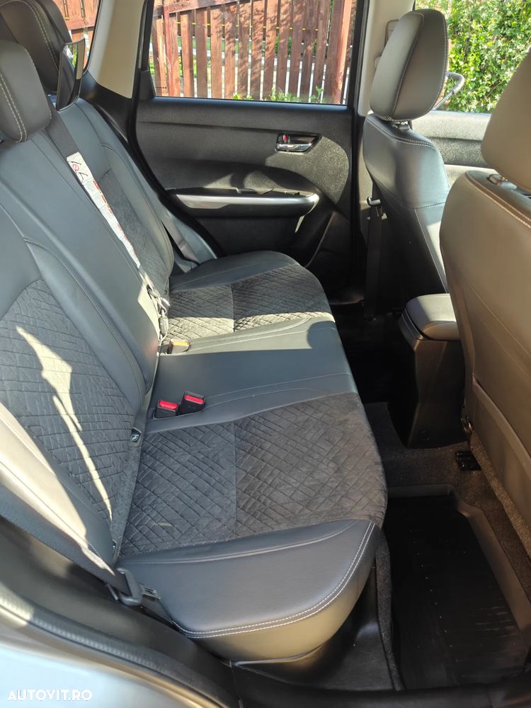 Suzuki Vitara 1.4 Boosterjet MHEV Spirit - 16