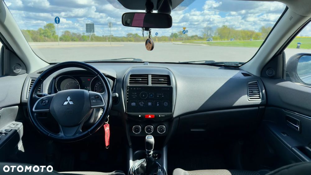 Mitsubishi ASX 1.8 DID Invite 4WD AS&G - 12