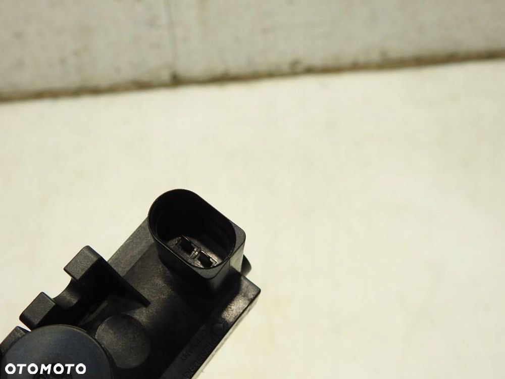 ZAWÓR ELEKTROMAGNETYCZNY VOLVO XC60 I 2.4 D5 30774761 - 3