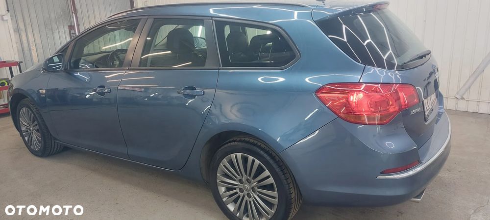 Opel Astra 1.4 T Cosmo - 19