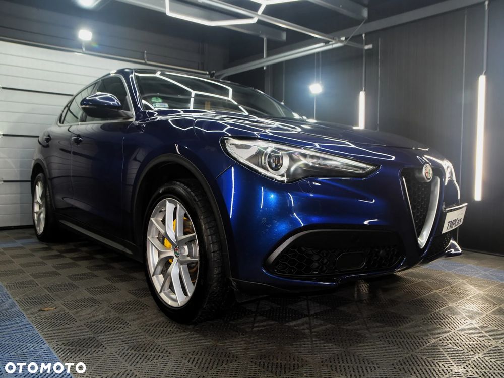 Alfa Romeo Stelvio 2.0 Turbo Executive Q4 - 1