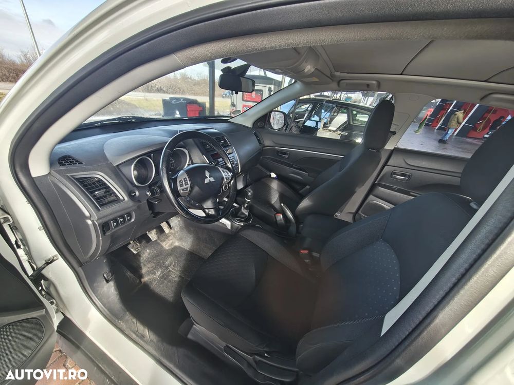 Mitsubishi ASX 1.8 DI-D 4WD Intense - 4