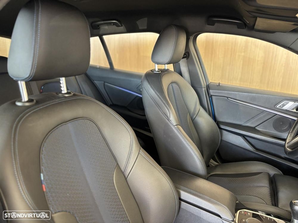 BMW 116 d Pack M - 14