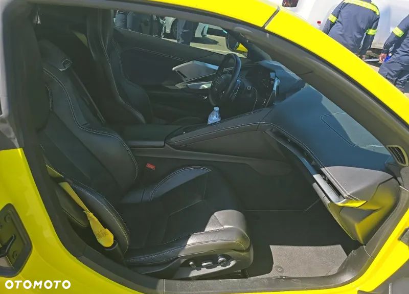 Chevrolet Corvette Stingray 2LT 6.2 V8 Automatik - 10