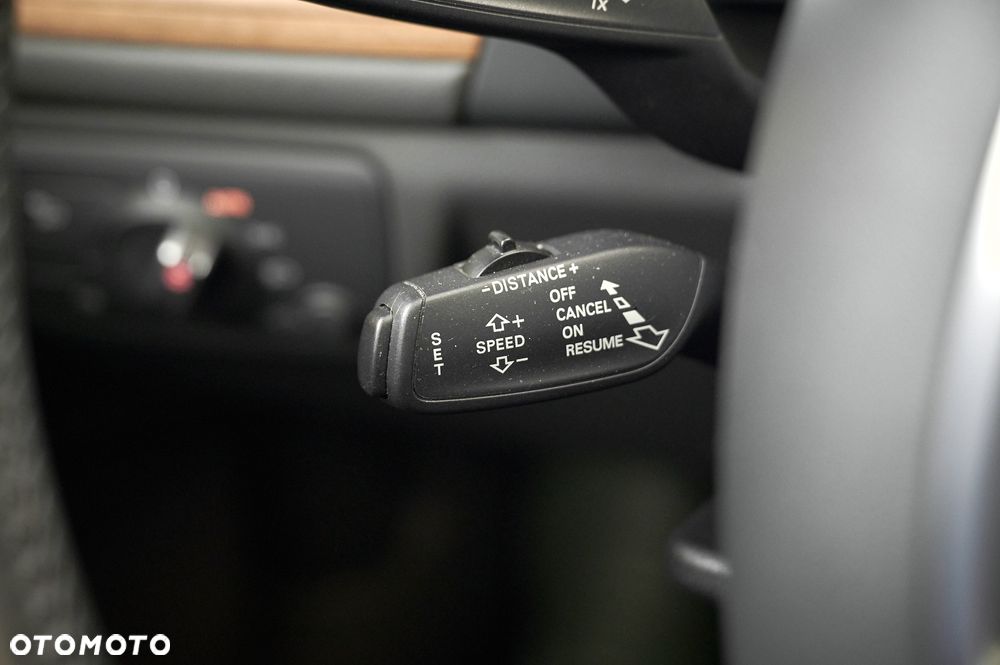 Audi A6 Avant 2.0 TDI ultra S tronic - 37