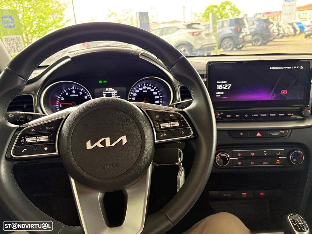 Kia XCeed 1.0 T-GDI Dynamic - 15