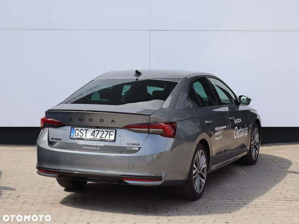 Skoda Octavia - 3