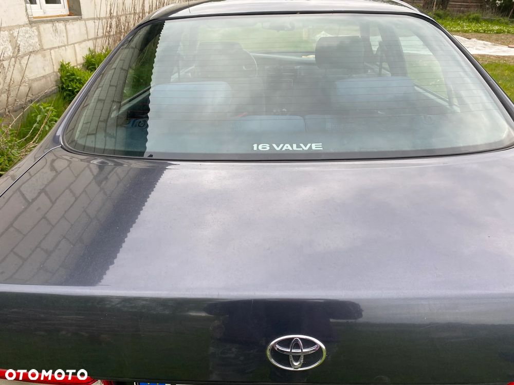 Toyota Carina - 8