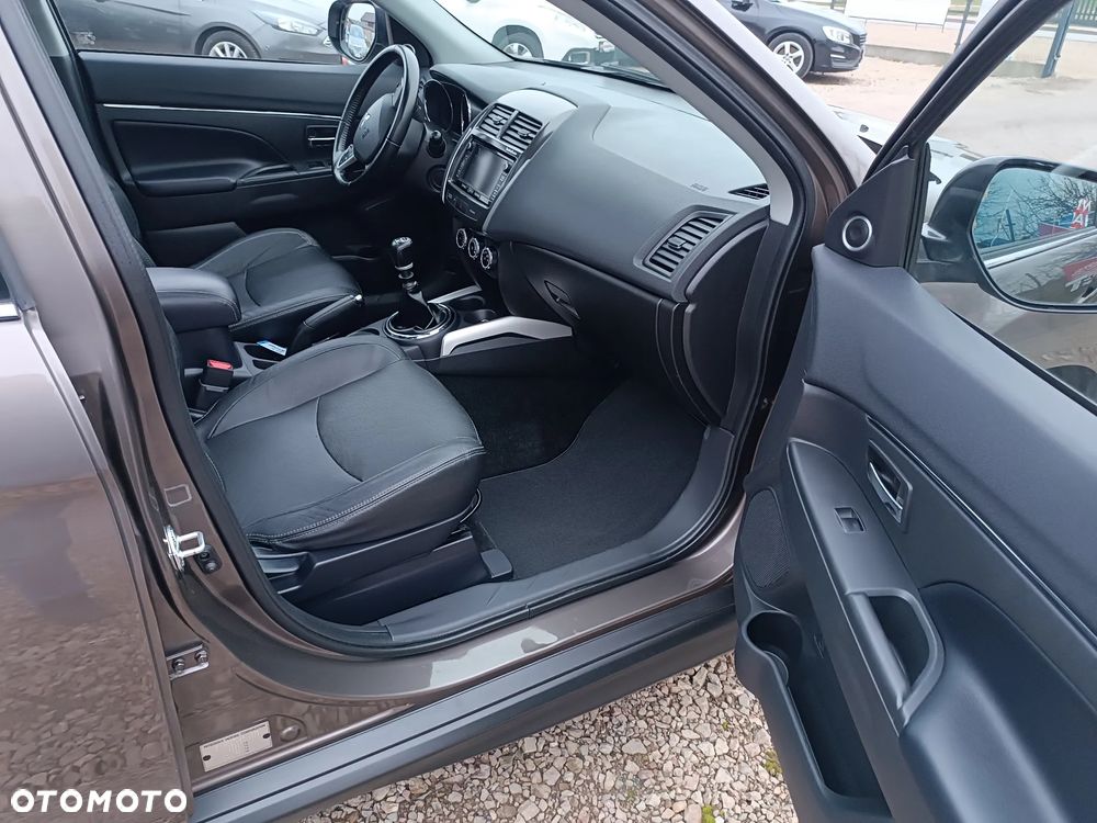 Mitsubishi ASX 1.8 DI-D 2WD Inform - 30