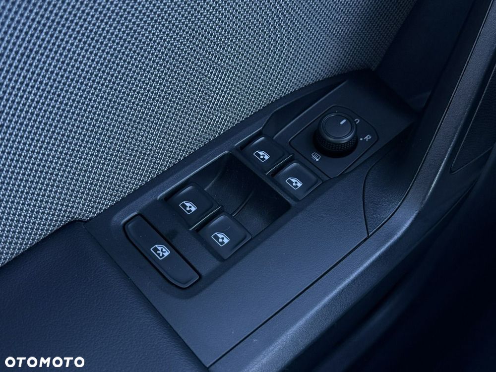 Seat Leon 2.0 TDI DSG Style - 30