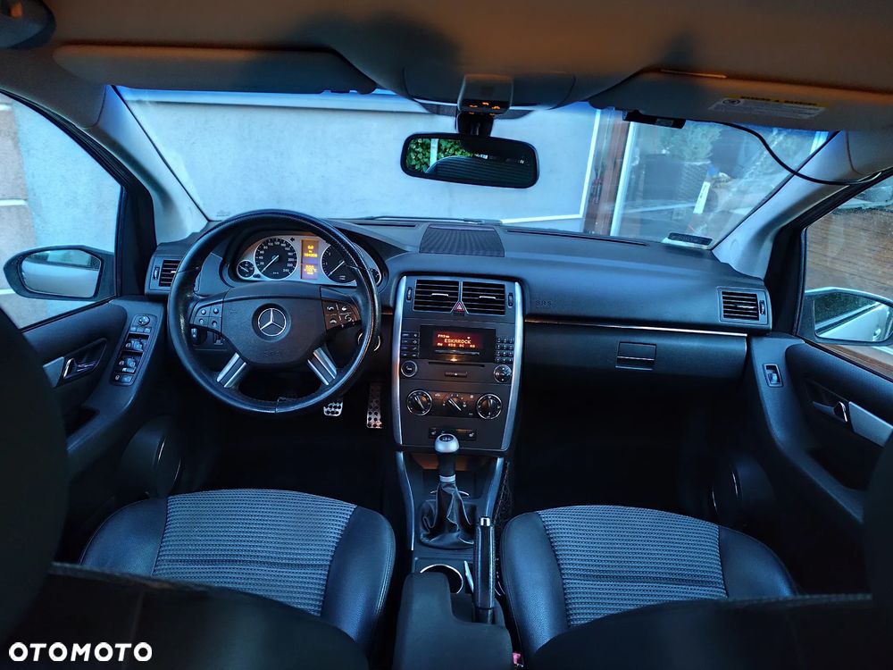 Mercedes-Benz Klasa B 170 - 4