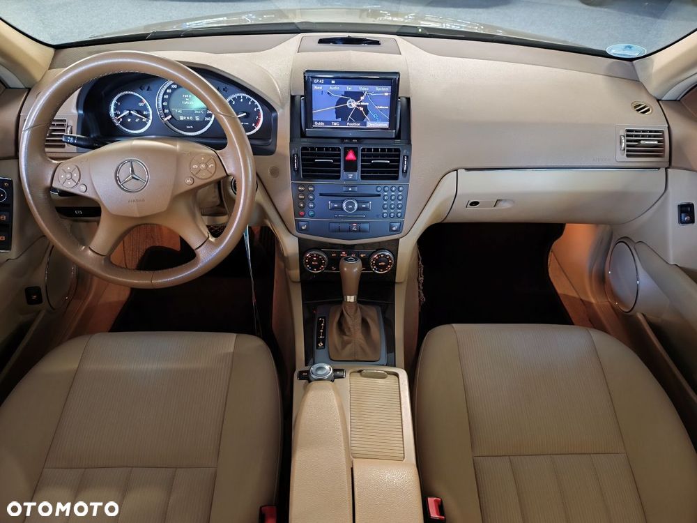 Mercedes-Benz Klasa C 280 4Matic 7G-TRONIC Elegance - 9