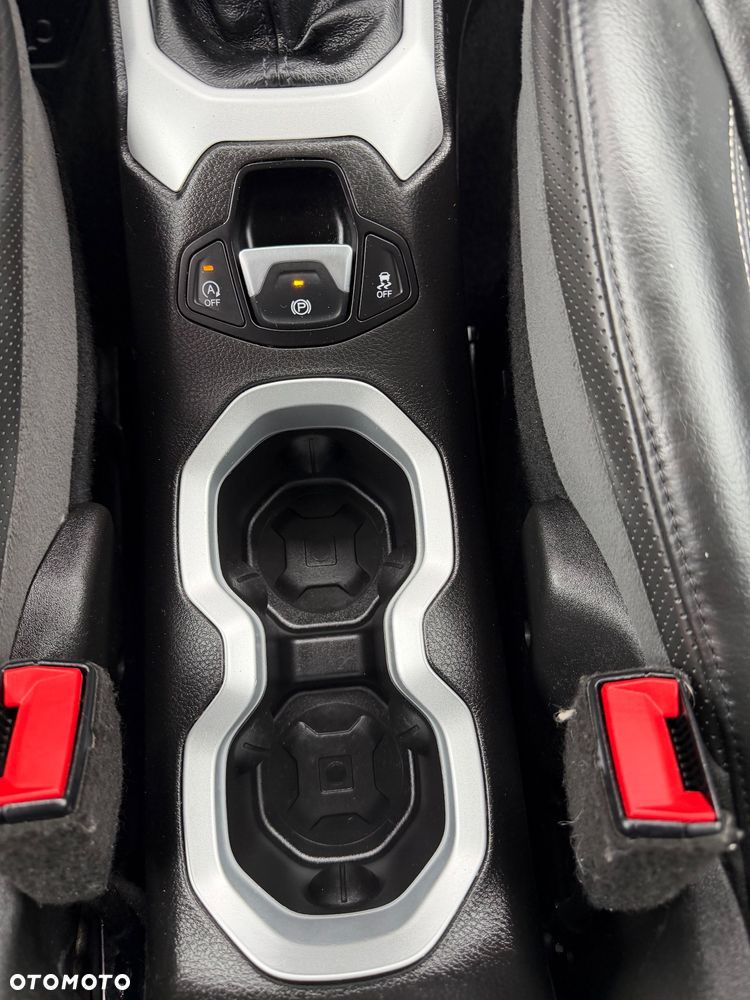 Jeep Renegade 1.4 MultiAir Limited - 20