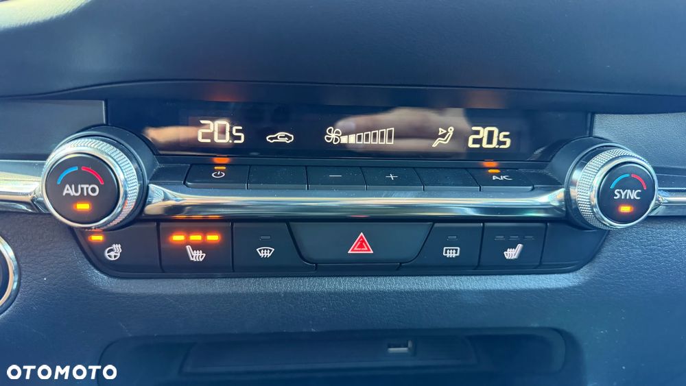 Mazda CX-30 SKYACTIV-X 2.0 M-Hybrid SELECTION - 26