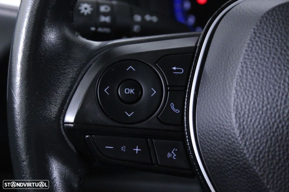 Toyota Corolla 1.8 Hybrid Comfort - 22