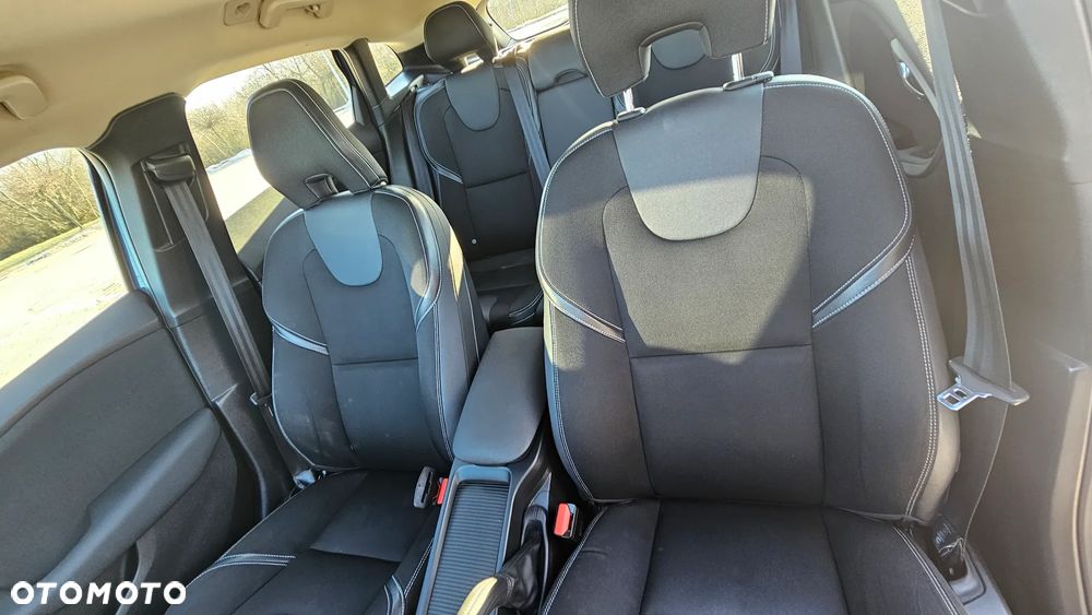 Volvo V40 D2 Drive-E Kinetic - 11